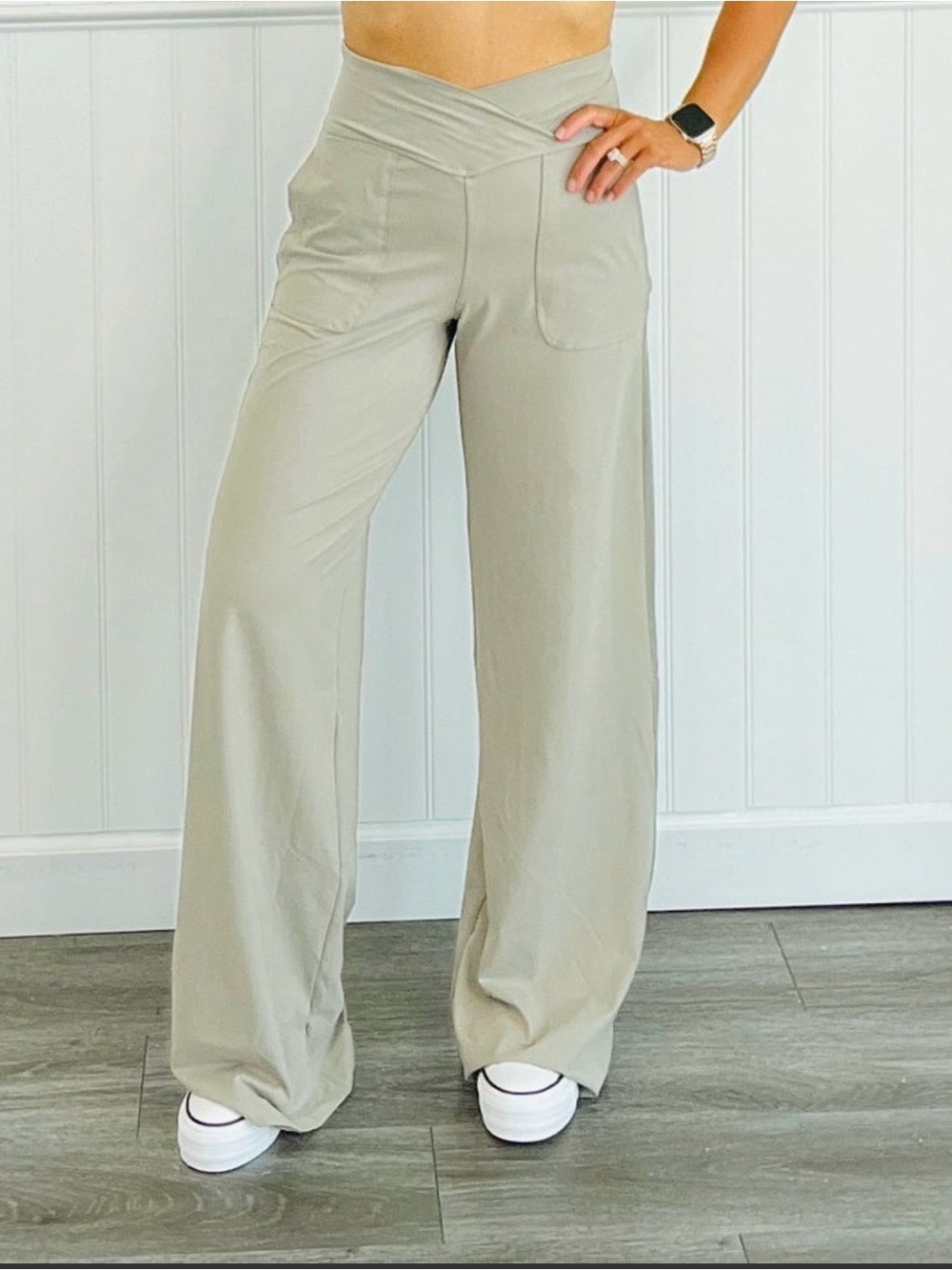 NWT RAE MODE BUTTER SOFT YOGA PANT  TAUPE